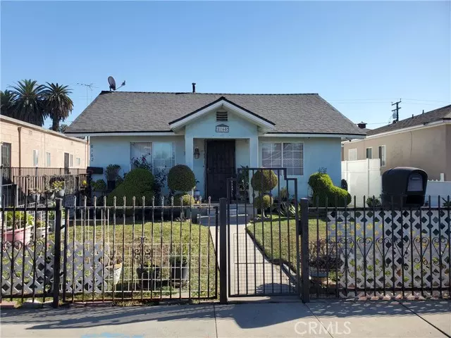 8160 Chestnut Avenue, South Gate, CA 90280