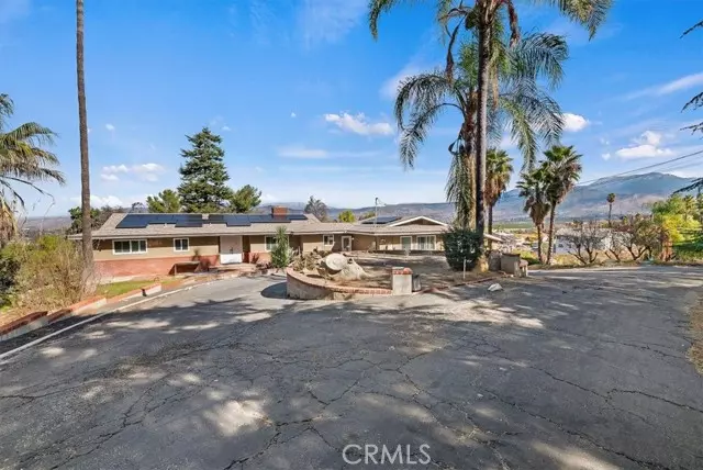 28300 Vista Del Valle, Hemet, CA 92544