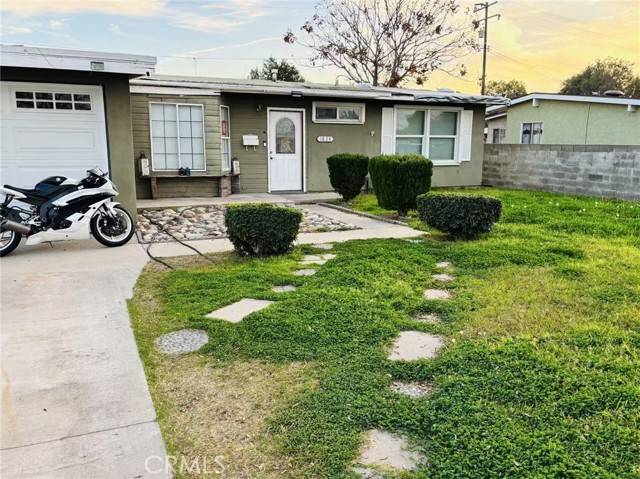 1834 E E. Holly Oak Drive, West Covina, CA 91791