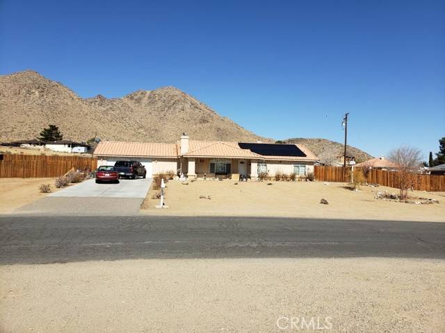 20188 Carlisle Road, Apple Valley, CA 92307