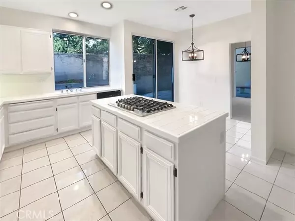 Azusa, CA 91702,723 Orchard