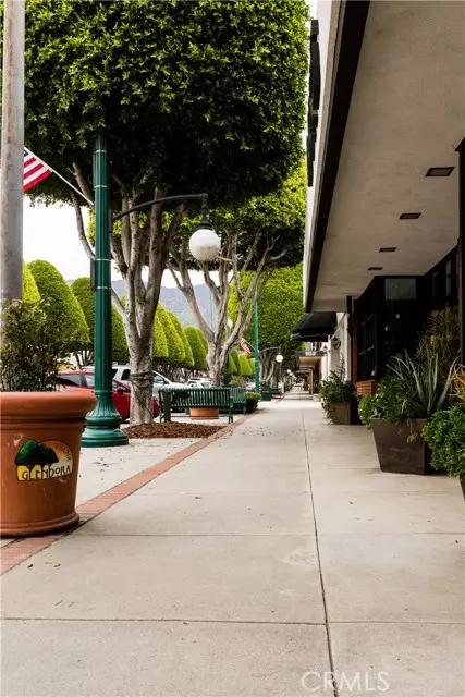 Glendora, CA 91741,218 N Glendora Avenue