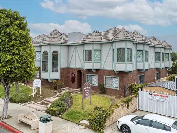 Glendora, CA 91740,315 E Route 66