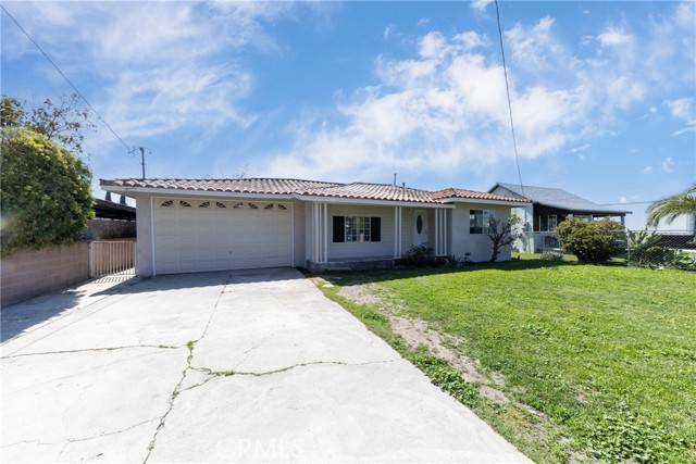 Compton, CA 90220,542 W Tichenor Street