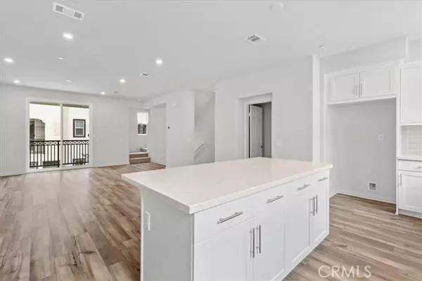 Pomona, CA 91766,122 Colorado