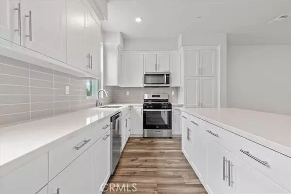 Pomona, CA 91766,122 Colorado