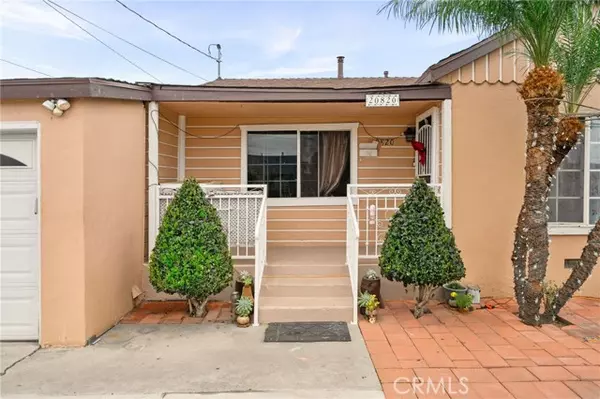 Lakewood, CA 90715,20822 Roseton Avenue