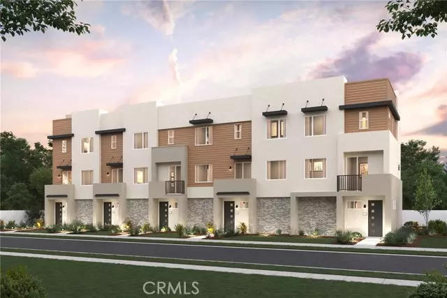 El Monte, CA 91733,4002 Valley Oak Lane #F