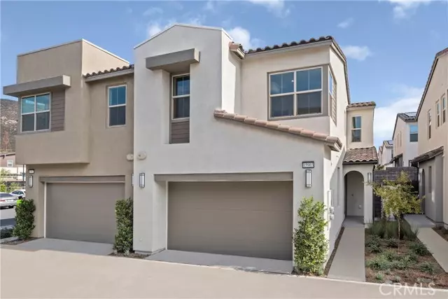 Fontana, CA 92336,15903 Blue Copper Way