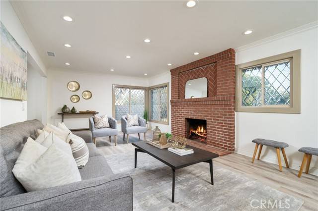 Glendora, CA 91741,453 W Laurel Avenue