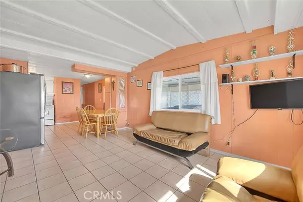 Colton, CA 92324,2250 W Mill Street #53