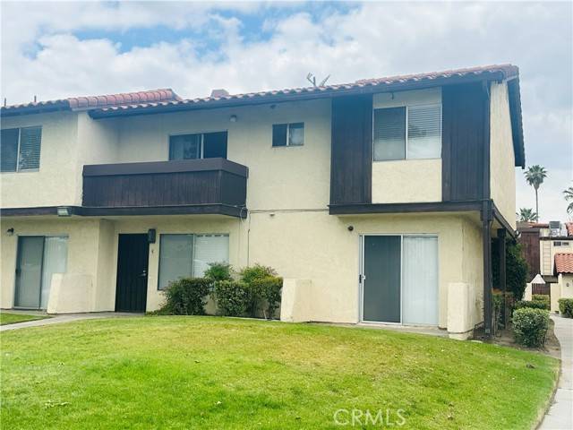 1097 Santo Antonio Drive #5, Colton, CA 92324