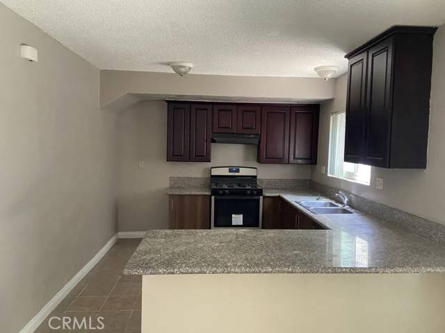 Rialto, CA 92376,264 W Jackson Street