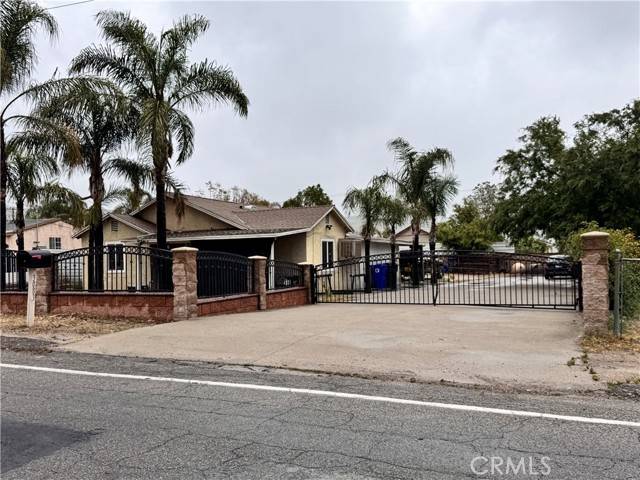 San Bernardino, CA 92407,3083 N Macy Street