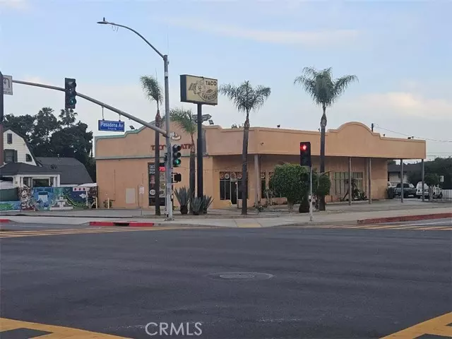 Azusa, CA 91702,502 E Foothill Boulevard