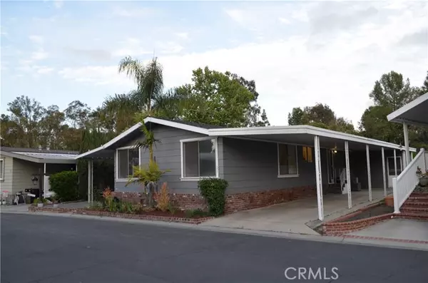 Lake Forest (el Toro), CA 92630,24001 Murilands Boulevard #25