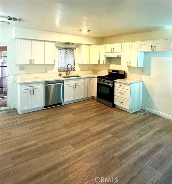 418 N Berlyn Avenue, Ontario, CA 91764