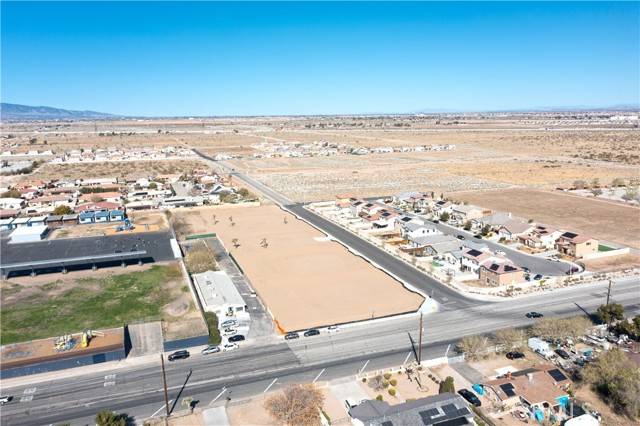 Hesperia, CA 92345,2 Valencia Street