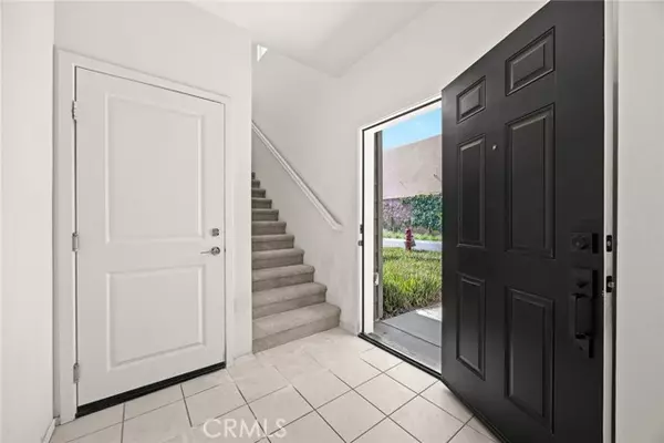 Ontario, CA 91762,2333 S Via Esplanade #25