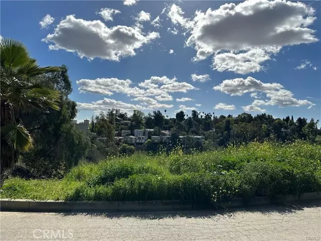 3956 Elderbank Drive, Santa Barbara, CA 90031