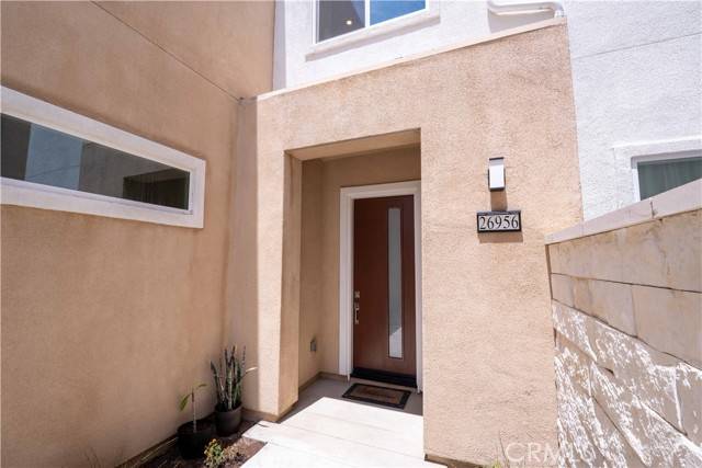 Valencia (santa Clarita), CA 91355,26956 Nature View Place