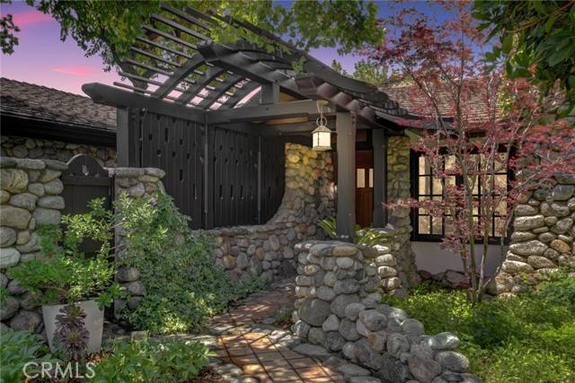 2293 Bonnie Brae Avenue, Claremont, CA 91711