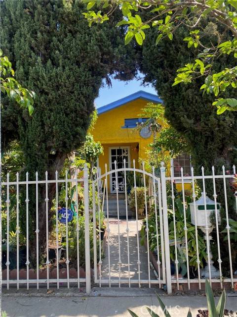 Los Angeles, CA 90002,1120 E 103rd Place