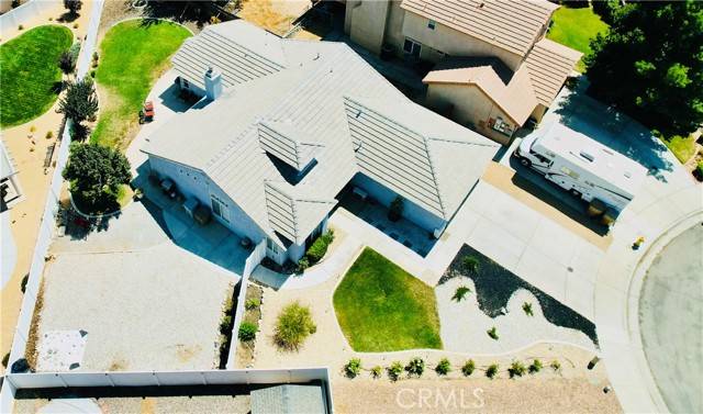 Hesperia, CA 92344,8925 FALLBROOK Court
