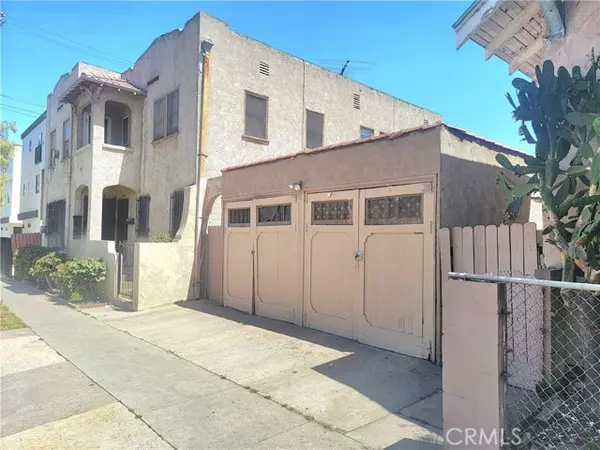 Los Angeles, CA 90004,4214 Rosewood Avenue