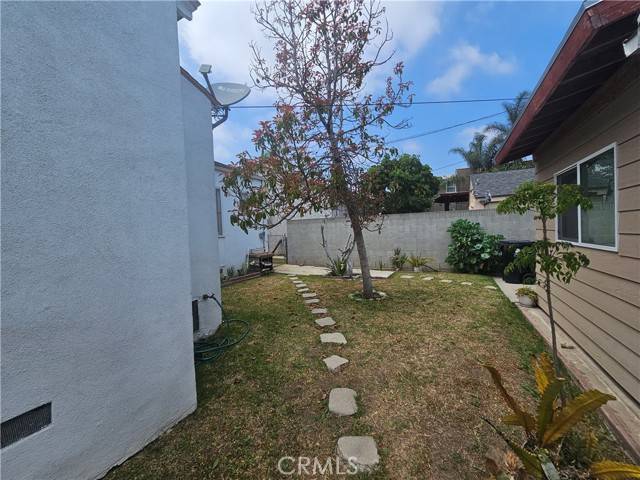 Los Angeles, CA 90043,6014 Alviso Avenue