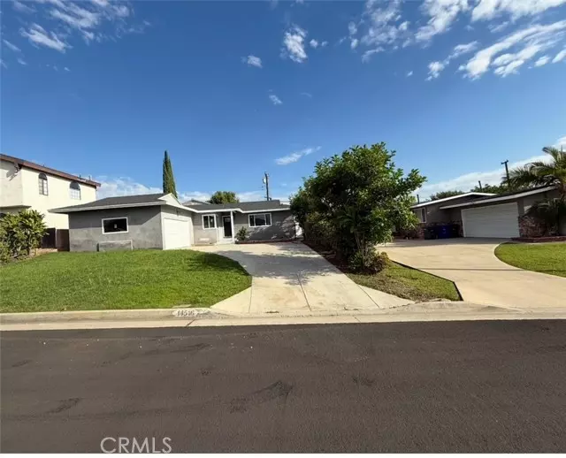 La Mirada, CA 90638,14516 Florita Road