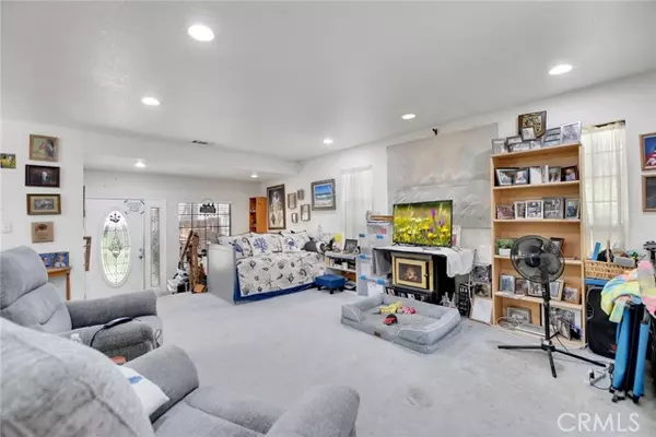 Wrightwood, CA 92397,23201 Cardinal Road