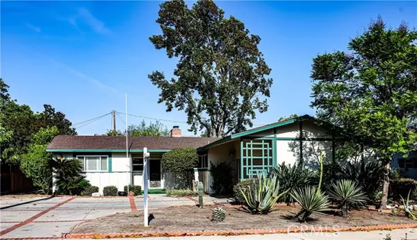 1230 N Mountain Avenue, Claremont, CA 91711