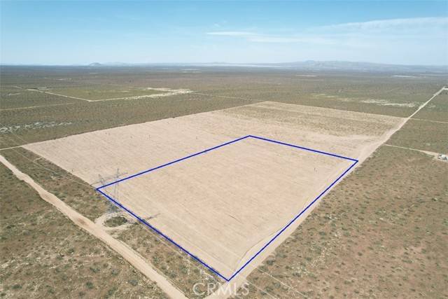 11 Vinton Road, Adelanto, CA 92301