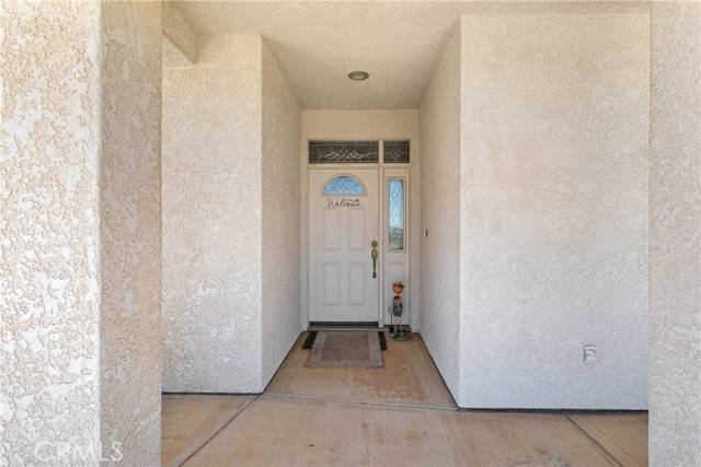 Phelan, CA 92371,6643 Avenal Street