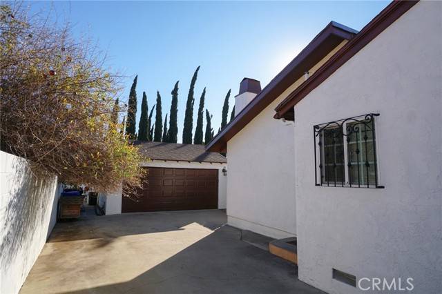 Fontana, CA 92335,8937 Palmetto Avenue