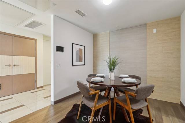 Los Angeles, CA 90006,903 S New Hampshire Avenue #303