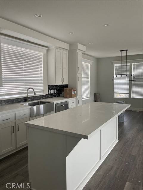4095 Fruit Street #607, La Verne, CA 91750