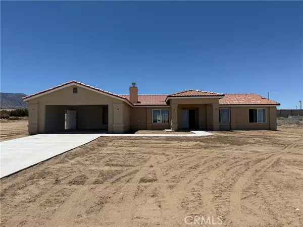 9570 Mescalero Road, Phelan, CA 92371