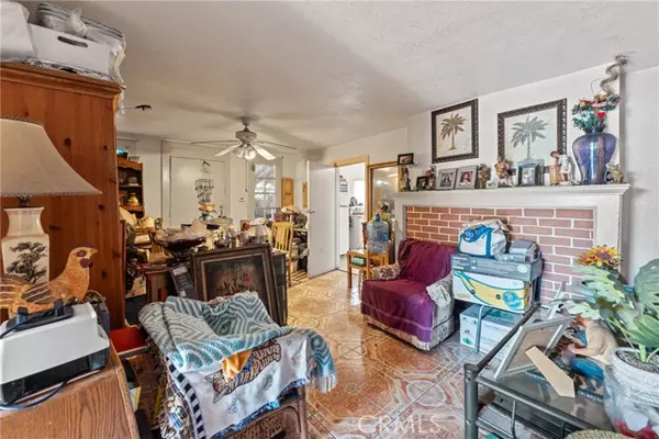 Huntington Park, CA 90255,2508 Saturn Avenue