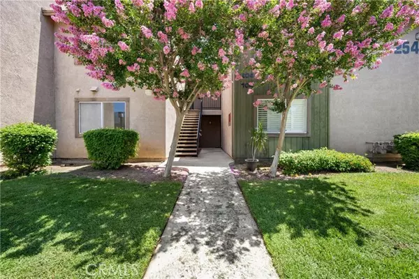 Corona, CA 92882,2548 Avenida Del Vista #103