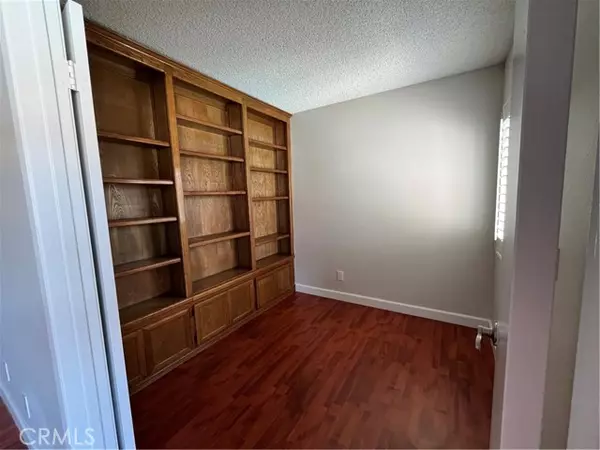 Pomona, CA 91766,22 Country Mile Road