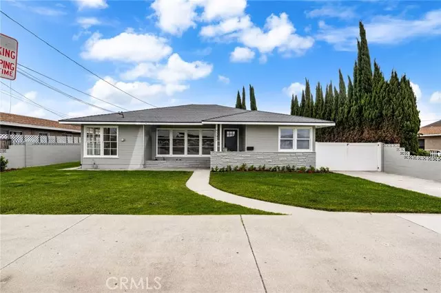 La Palma, CA 90623,8392 Walker Street