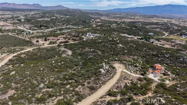 Aguanga, CA 92532,1032 Canyonside Court