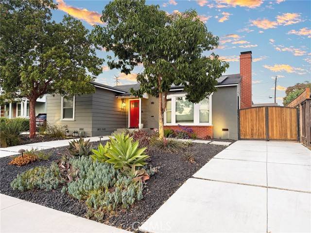 Long Beach, CA 90807,3822 Marron Avenue