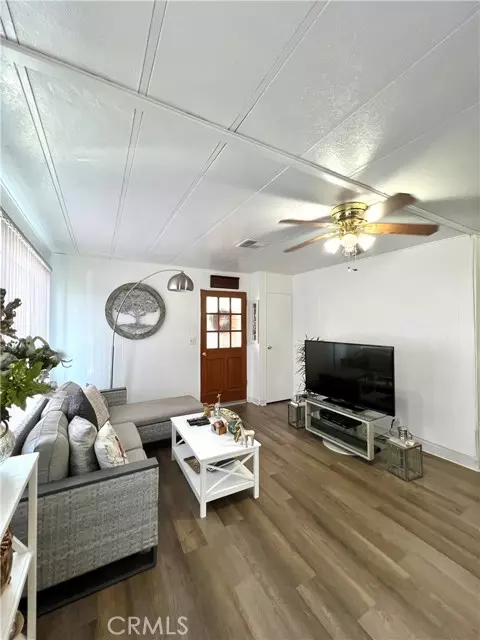 Hemet, CA 92545,601 N Kirby Street #67