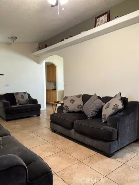 Hesperia, CA 92345,14980 Pendleton Street