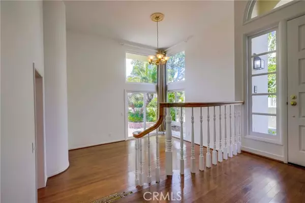 Huntington Beach, CA 92648,19406 Merion Circle