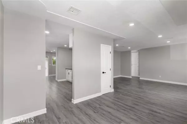 San Bernardino, CA 92404,557 E Trenton