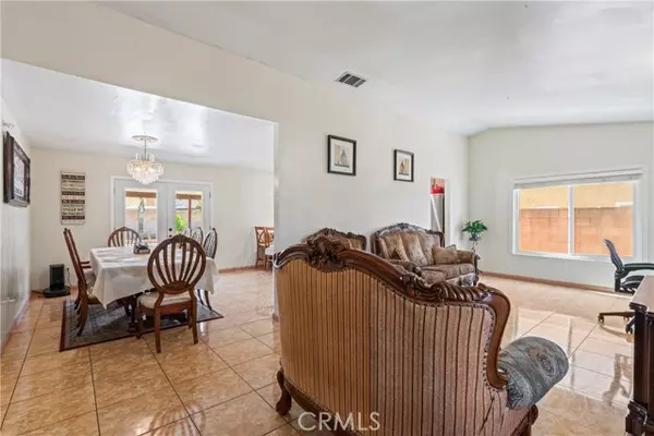 Fontana, CA 92336,7365 Cypress Avenue